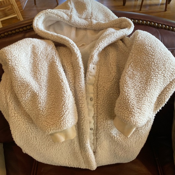 Cat and Jack Sherpa Jacket - Picture 1 of 5